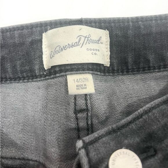 Universal Thread black high rise skinny jeans size 14/32 R - Picture 10 of 11